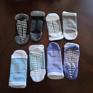 Women's Athletic Socks Set With Grippers - Black, Gray, Blue, Purple